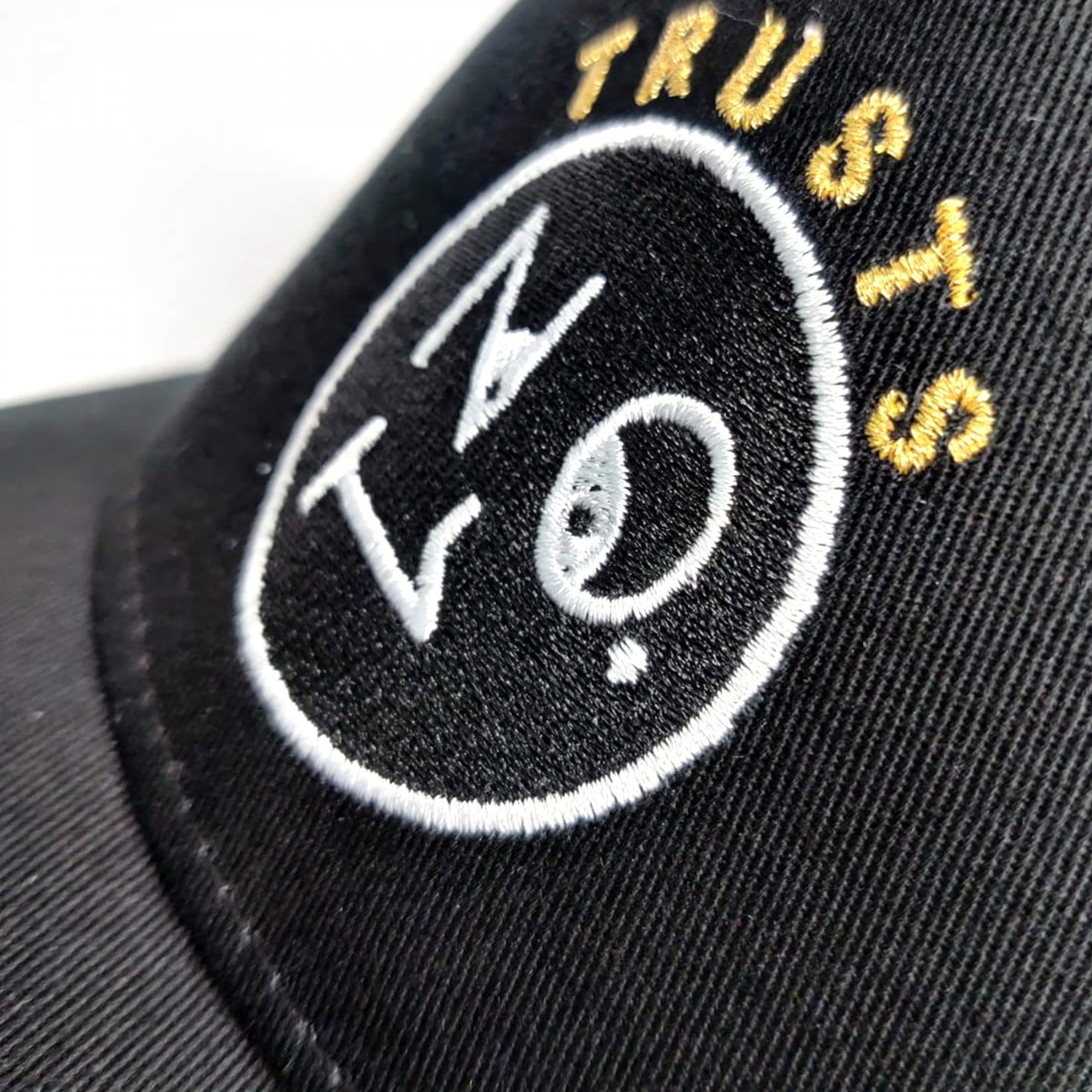 The No1 Face Trusts No1 Black Logo Badge Baseball Cap 3