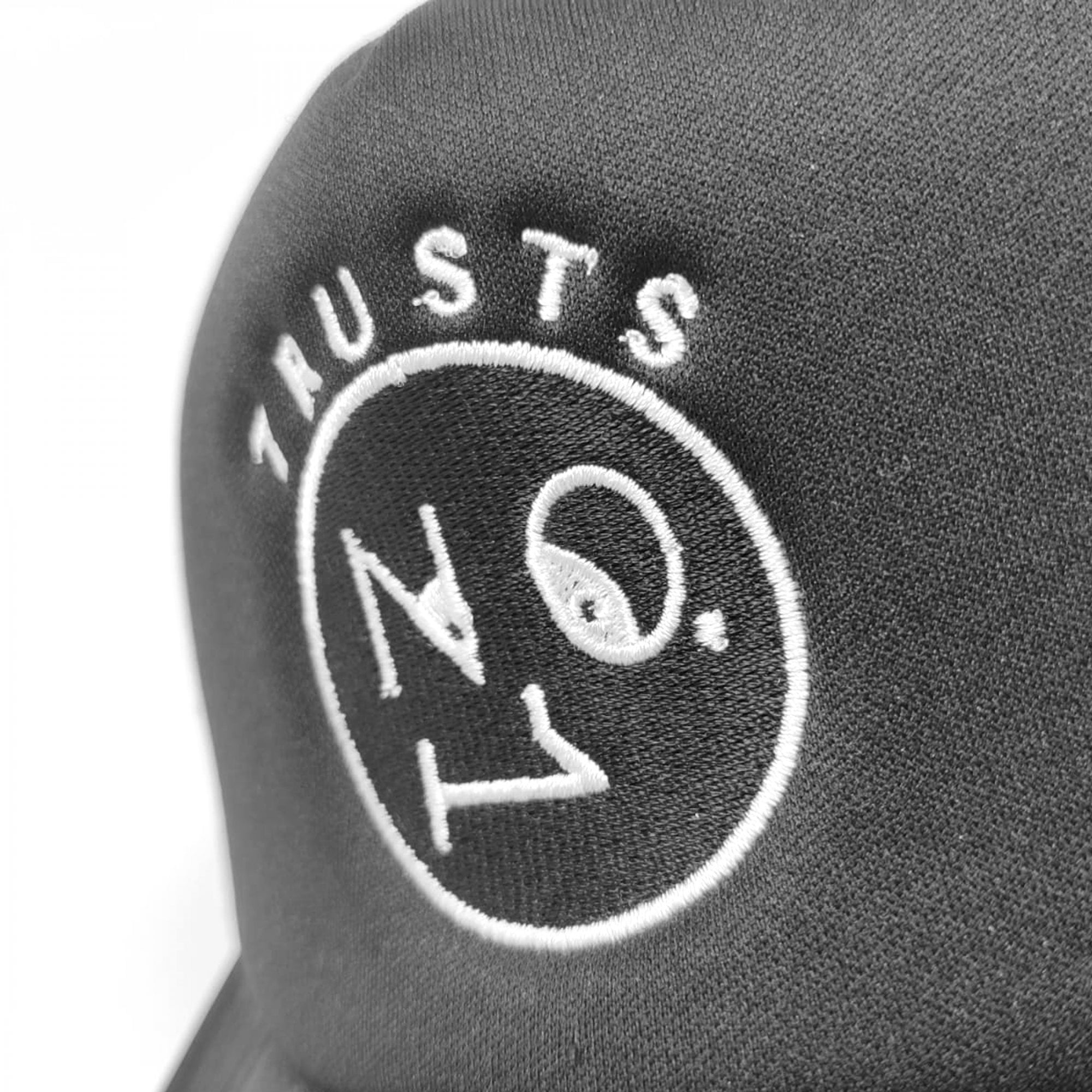 The No1 Face Trusts No1 Black Polyester Logo Badge Trucker Cap 13