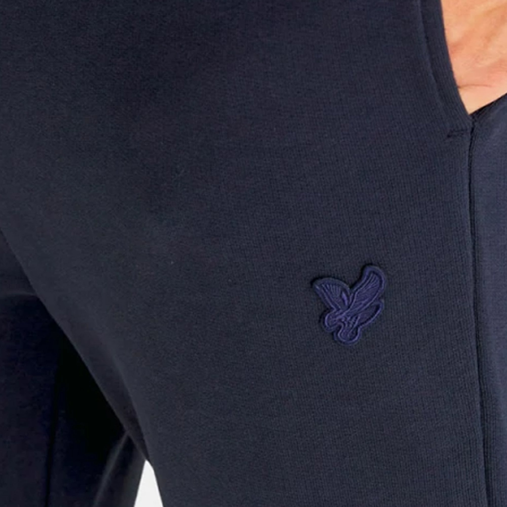 Lyle & Scott Tonal Eagle Slim Sweatpant Bottoms Navy Z271 ML822TON