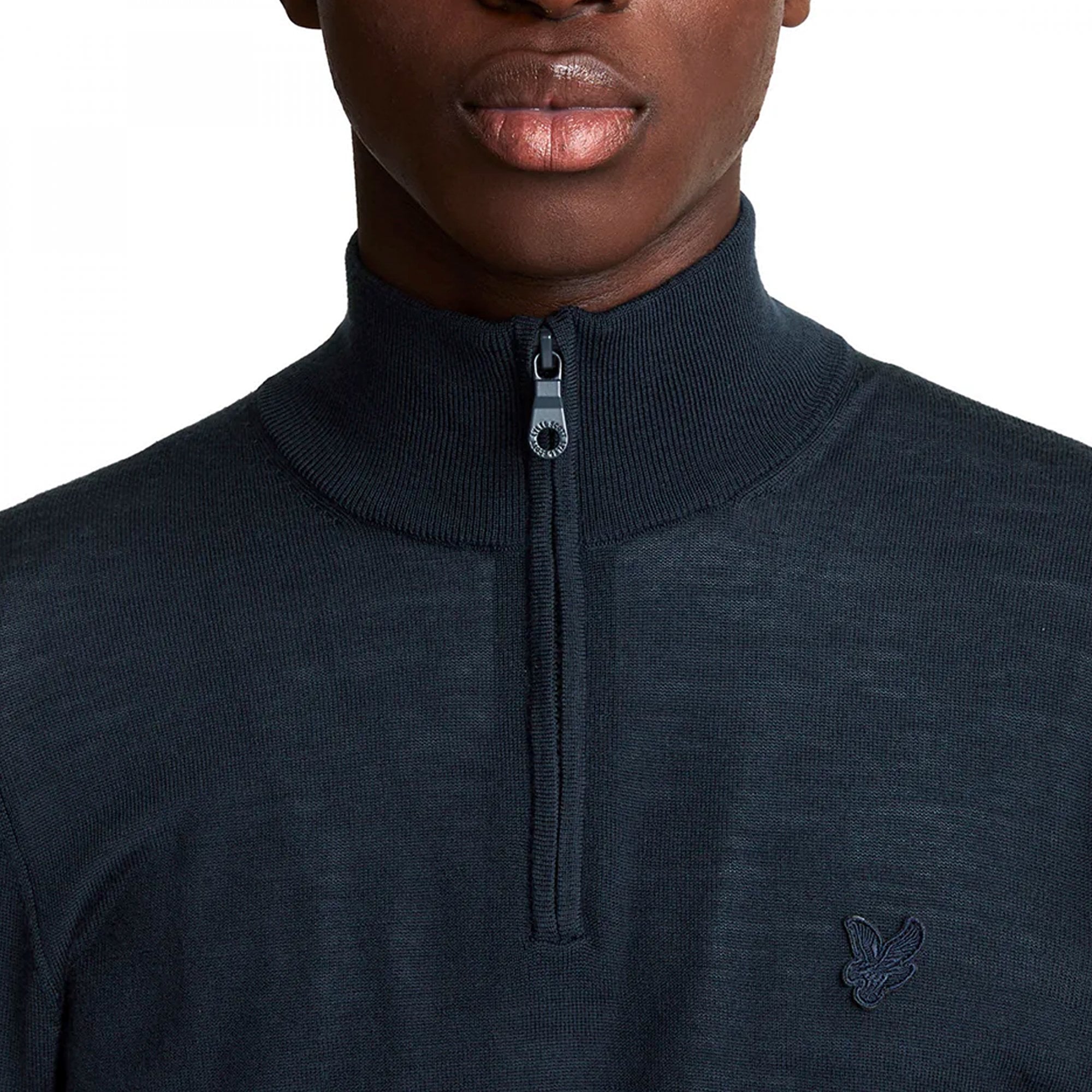 Lyle & Scott Tonal Eagle Merino Quarter Zip Jumper Navy KN2122VC