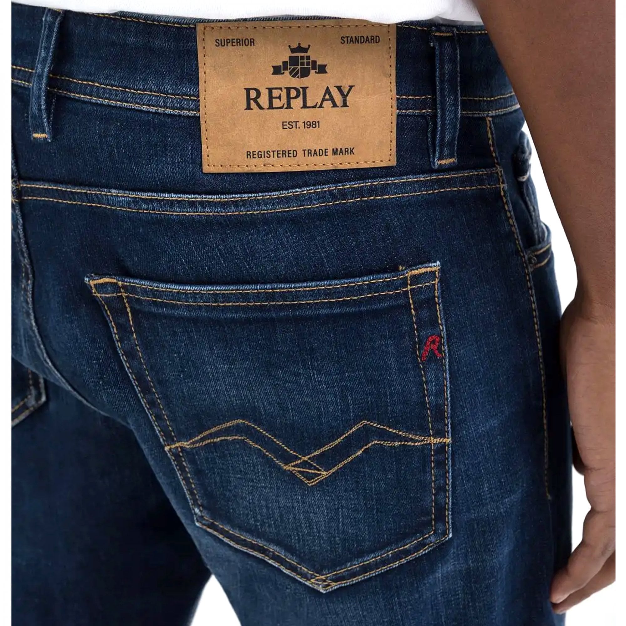 Replay Grover Straight Fit Blue Washed Denim Jeans MA972 682 702 007