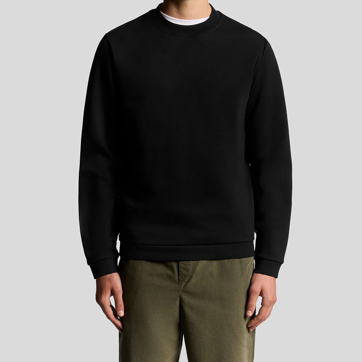 LYLE & SCOTT LOGO BRUSHBACK CREW NECK BLACK JUMPER ML2395V