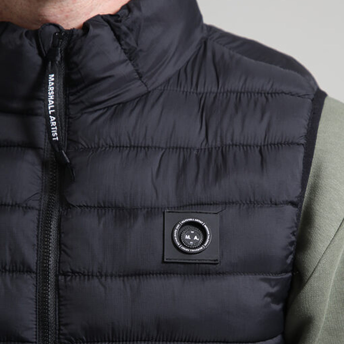 MARSHALL ARTIST OAKDALE BUBBLE BLACK GILET