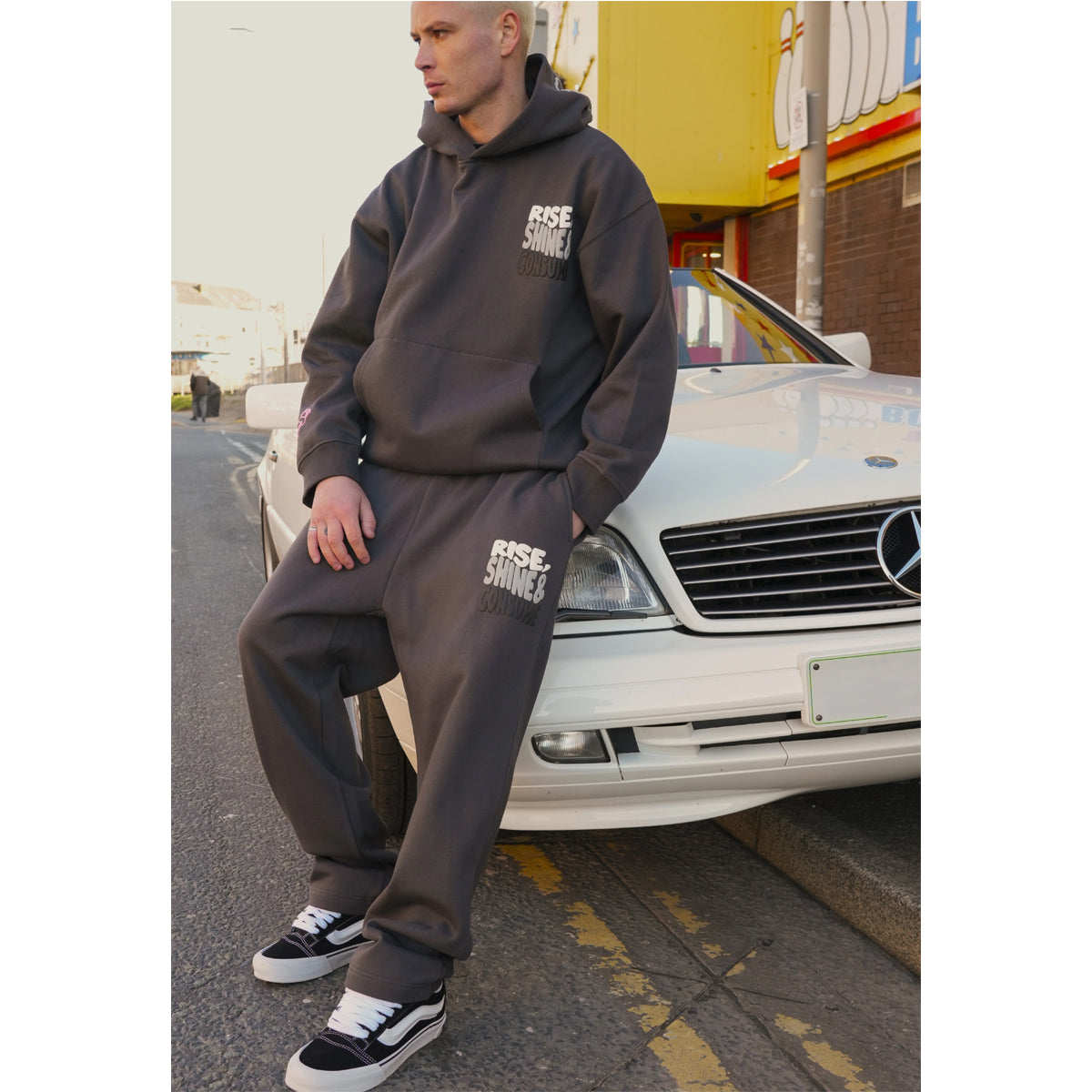 FRESH FLAVOURS RISE CHARCOAL JOGGERS