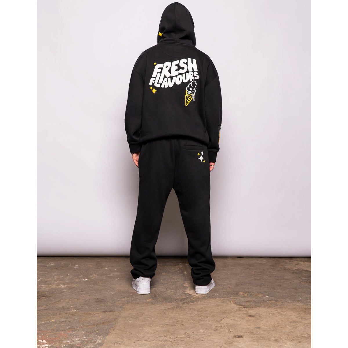 FRESH FLAVOURS BLACK HOODIE