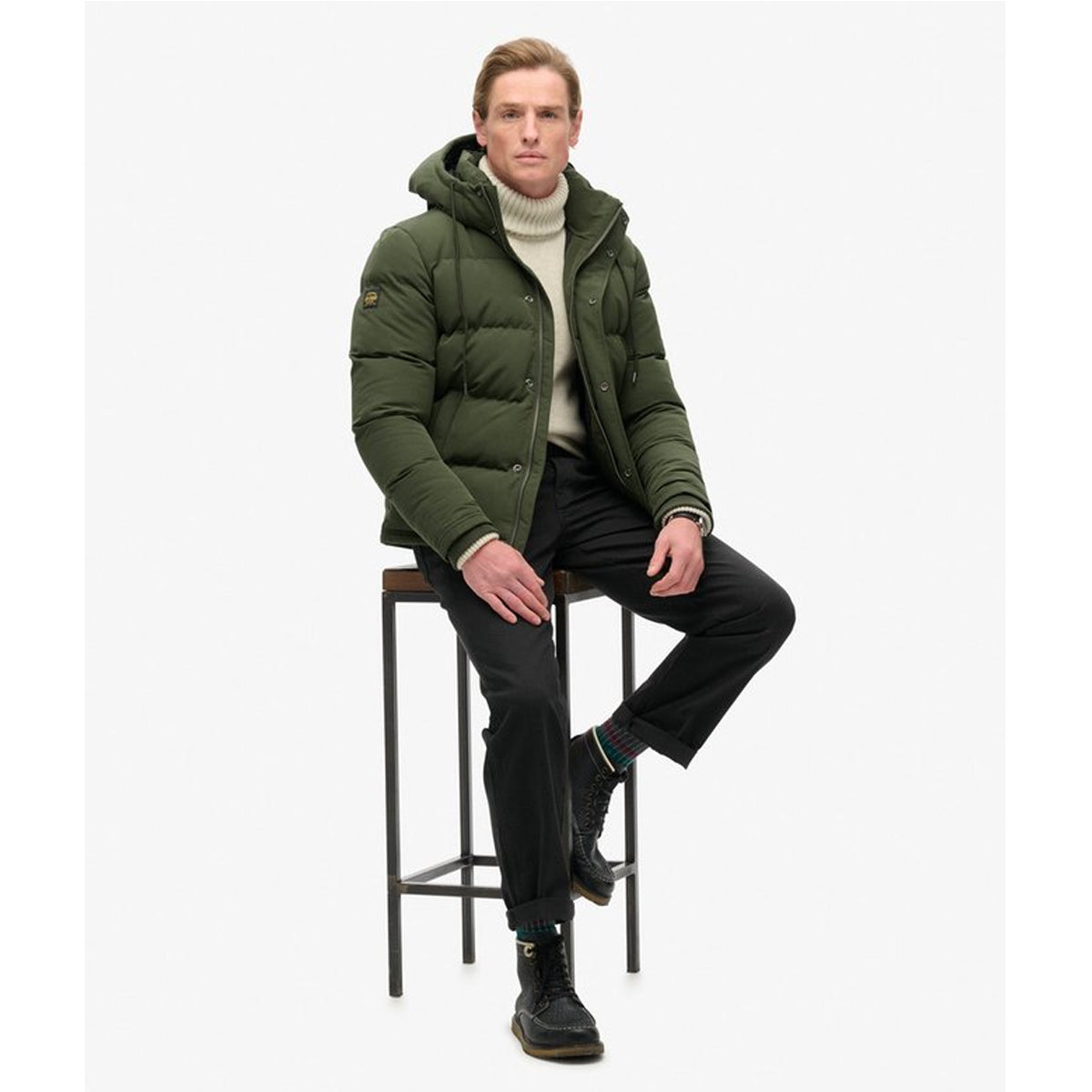 EVEREST SHORT HOODED PUFFER ARMY GREEN 43E