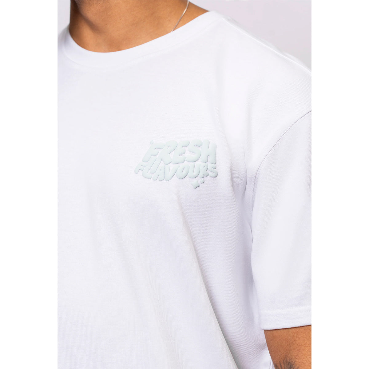 FRESH FLAVOURS CREW NECK WHITE T-SHIRT