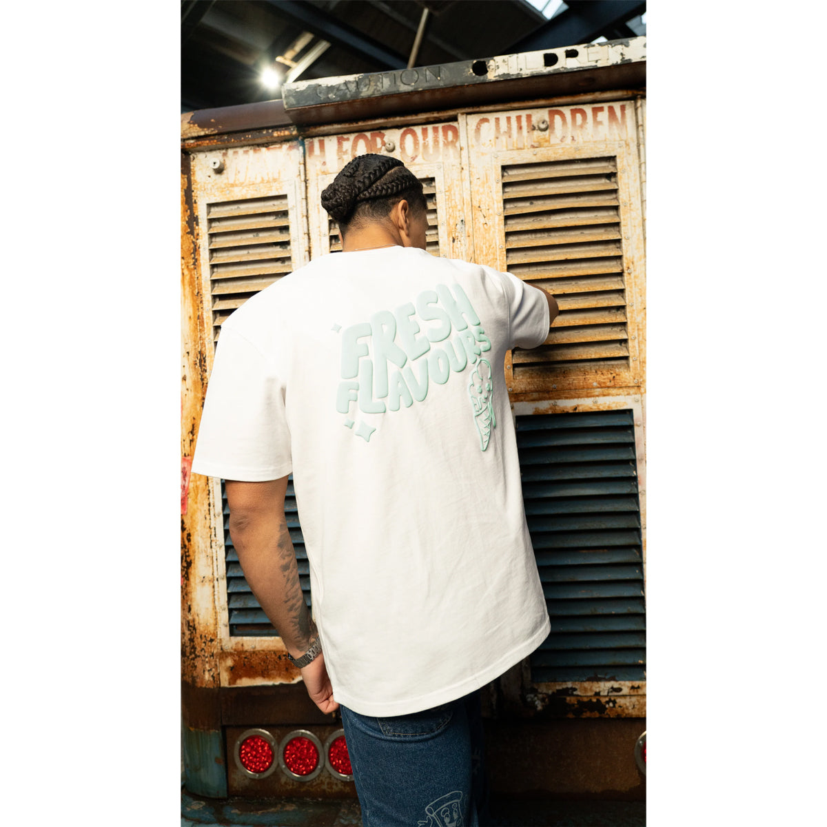 FRESH FLAVOURS CREW NECK WHITE T-SHIRT