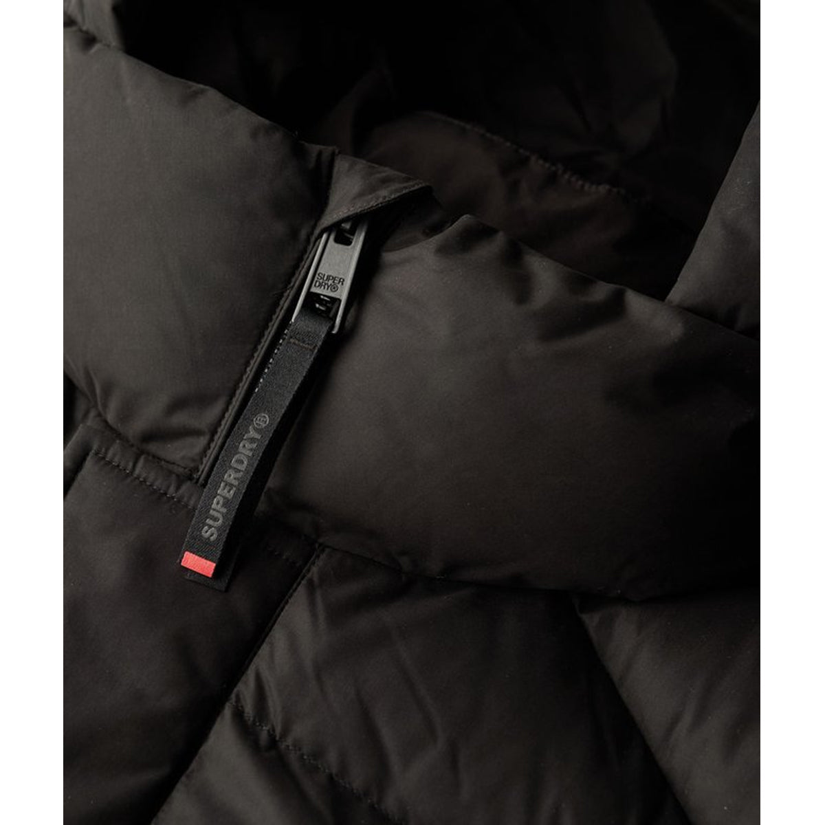 HOODED MICROFIBRE SPORT PUFFER BLACK 02A