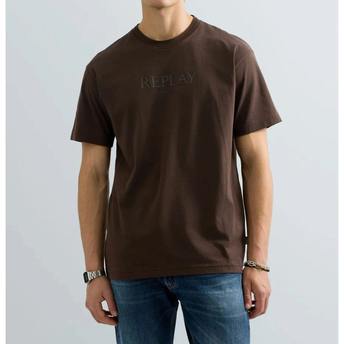 REPLAY T-SHIRT CHEST LOGO M12BE BROWN