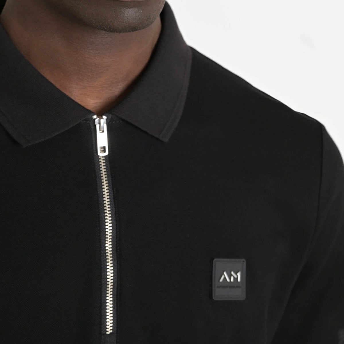 ANTONY MORATO ZIP COLLAR BLACK POLO MMKS02510