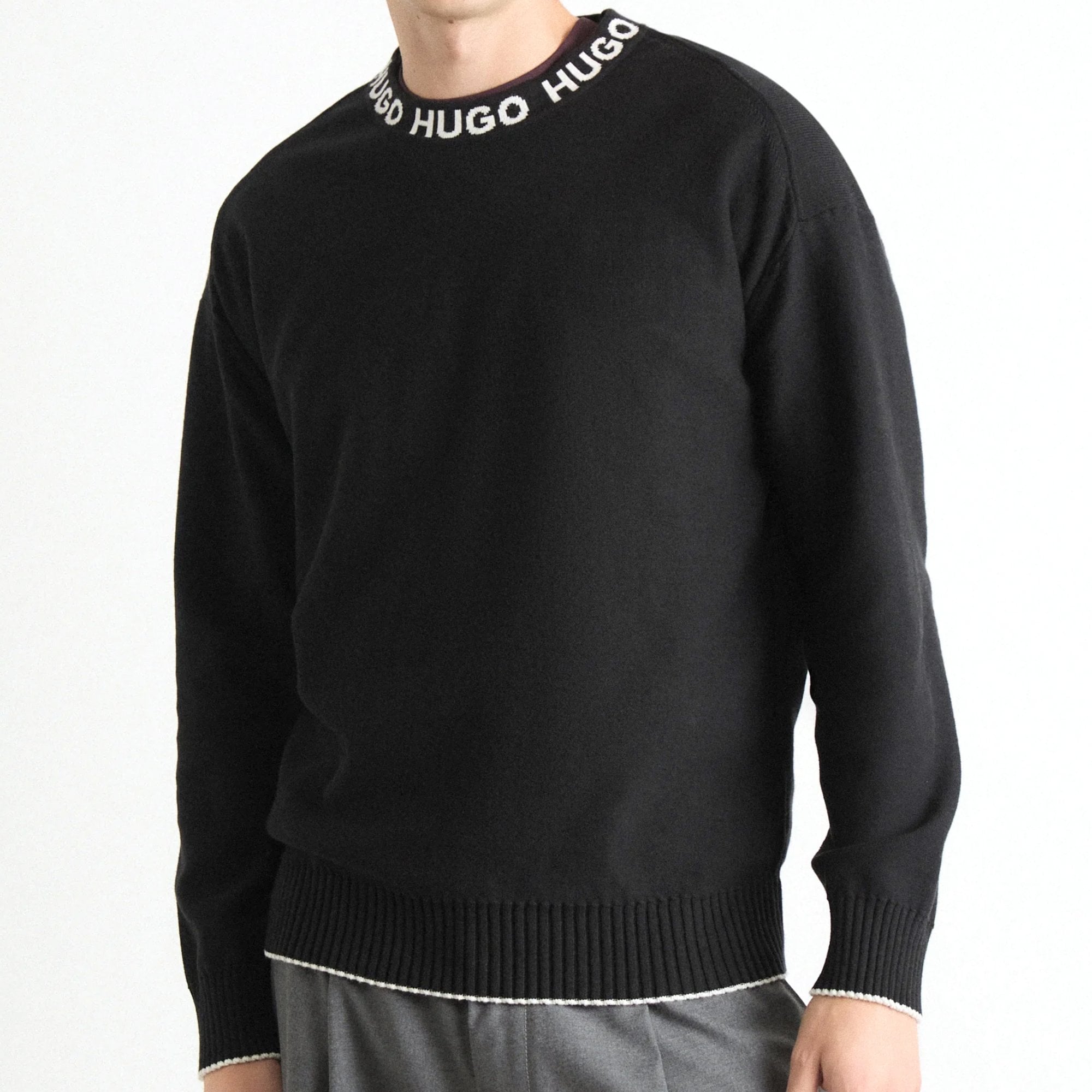 Hugo Smarlo Logo Collar Crew Neck Jumper Black 002 50474813