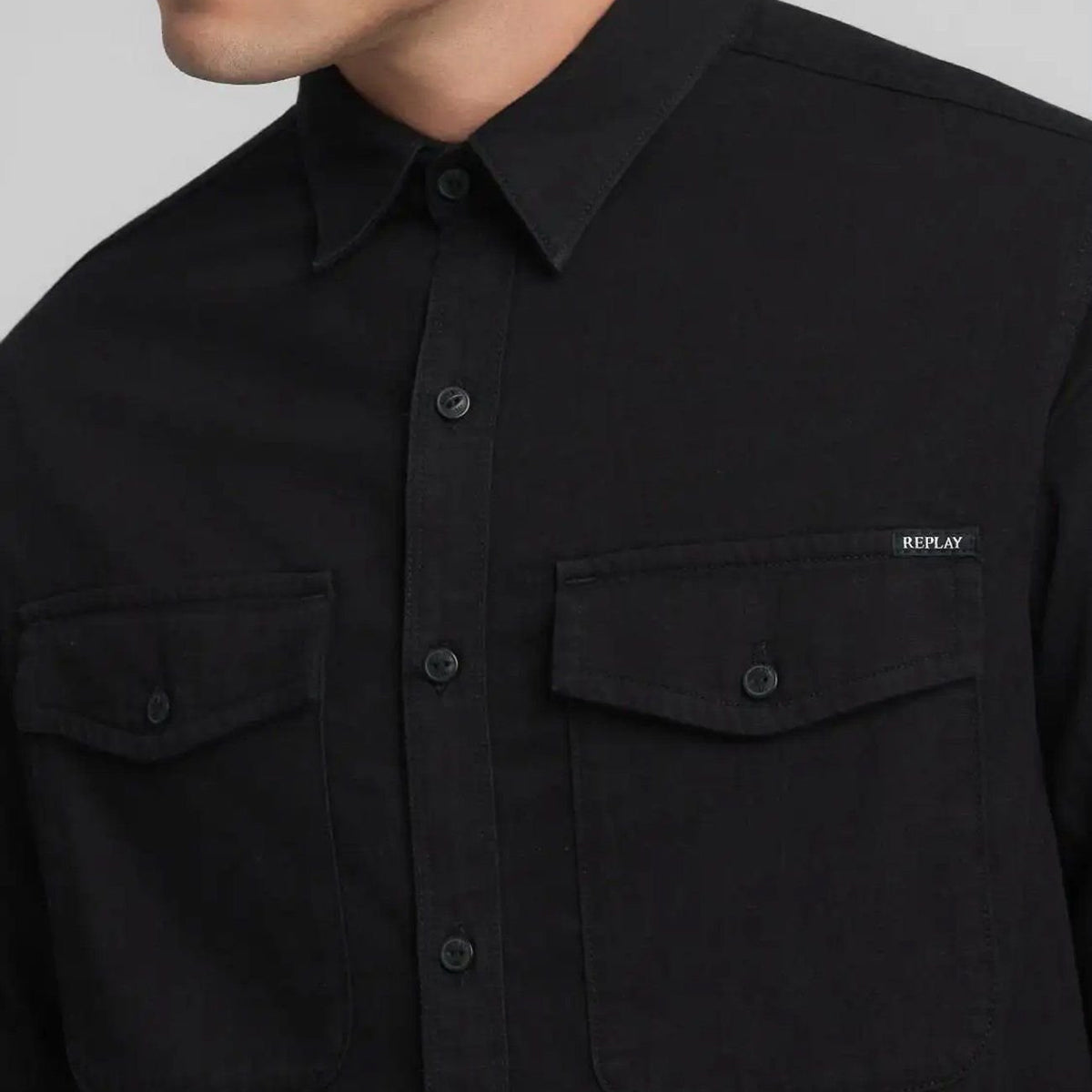 REPLAY DOUBLE POCKET BLACK DENIM SHIRT M4124