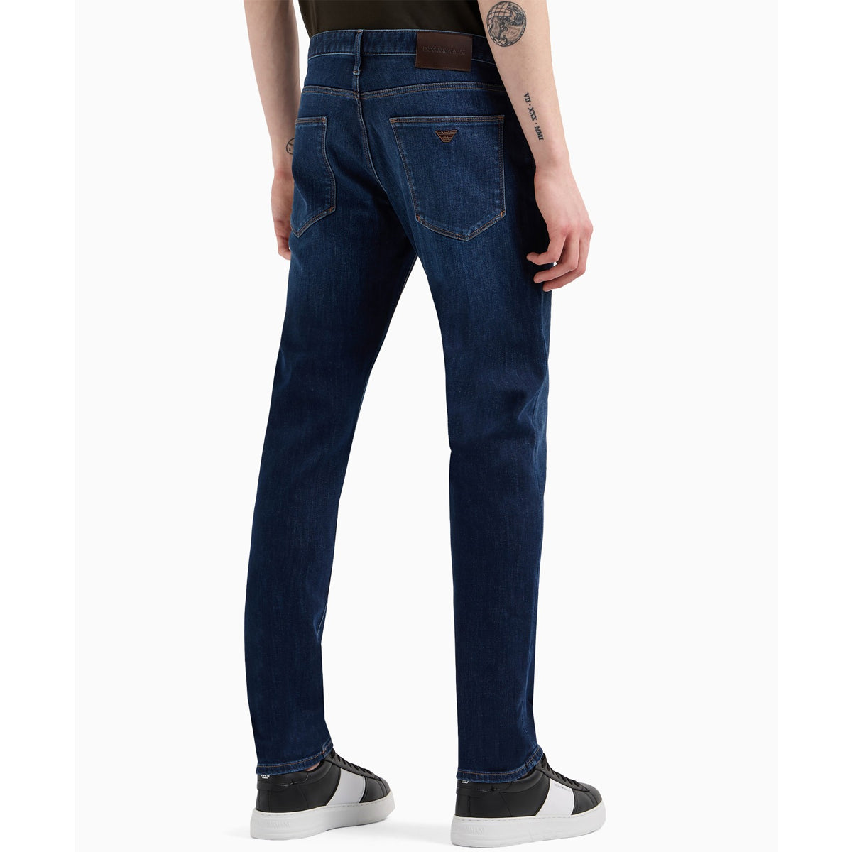 EMPORIO ARMANI J06 1G0LZ SLIM FIT WASHED BLUE 942 DENIM JEANS