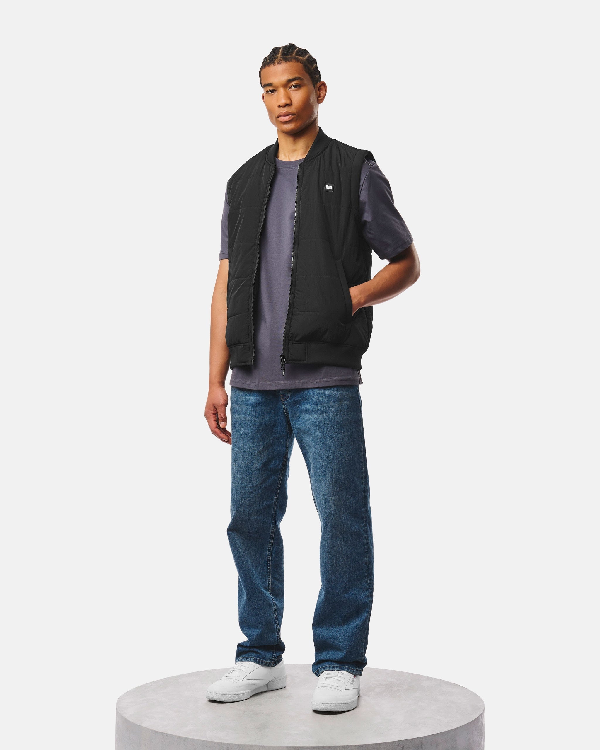 WEEKEND OFFENDER SAHARUN LIGHTWEIGHT QUILTED GILET BLACK