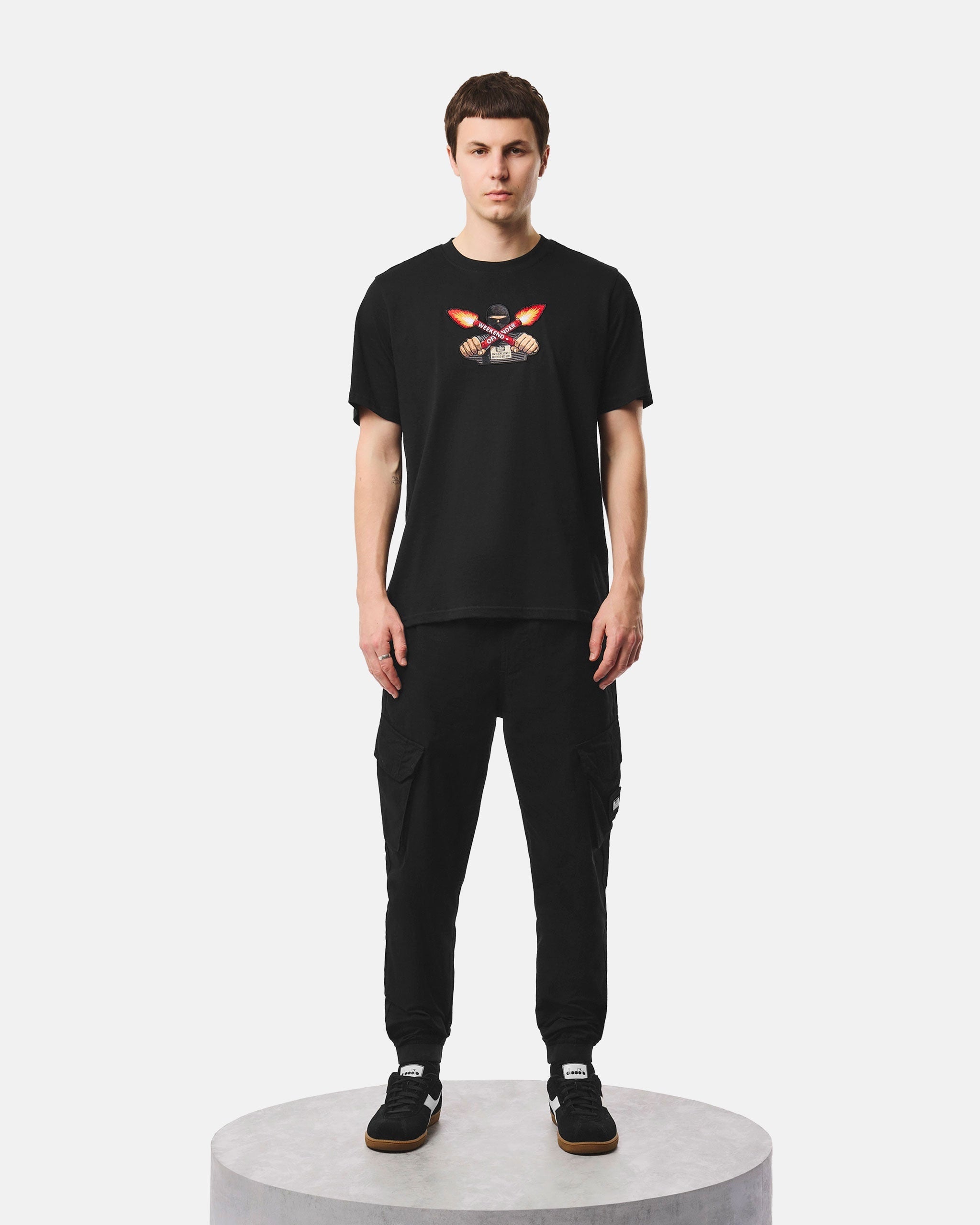 WEEKEND OFFENDER FULGAR GRAPHIC T-SHIRT BLACK