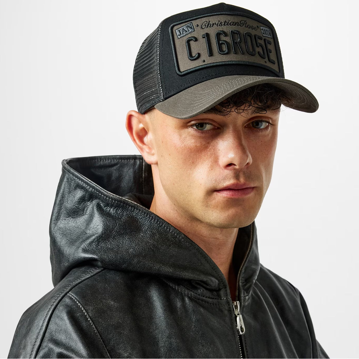 CHRISTIAN ROSE PRIVATE PLATE TRUCKER CAP BLACK/GREY