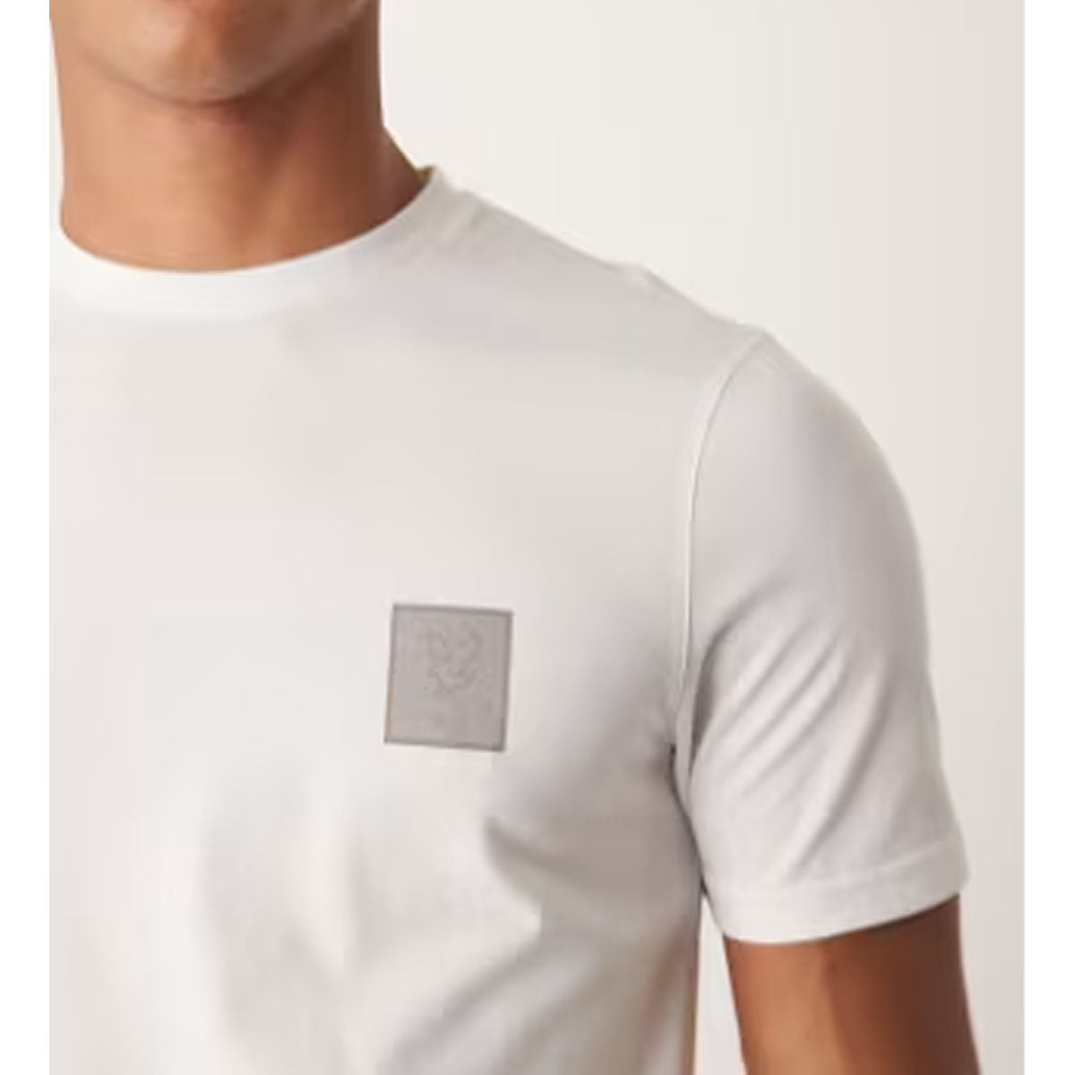 LYLE & SCOTT RUBBERISED LOGO GRAPHIC WHITE T-SHIRT TS2389SP