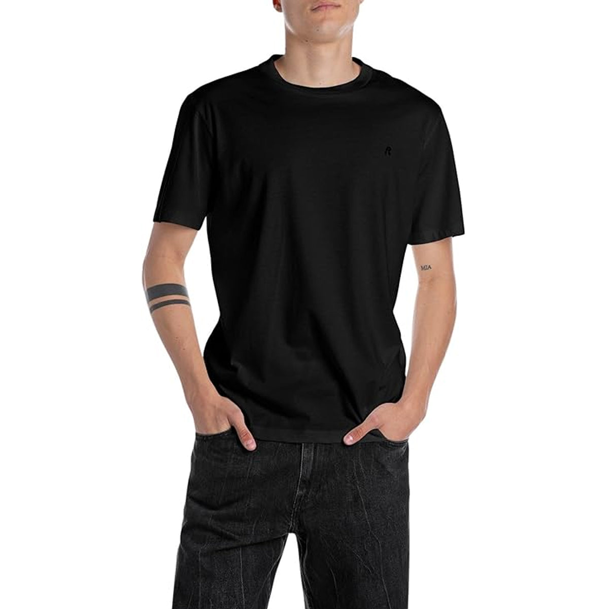 REPLAY Men's Small Logo Black T-Shirt M3097 - Black