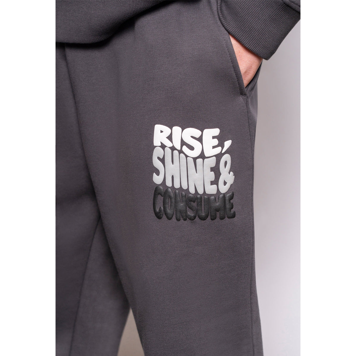 FRESH FLAVOURS RISE CHARCOAL JOGGERS