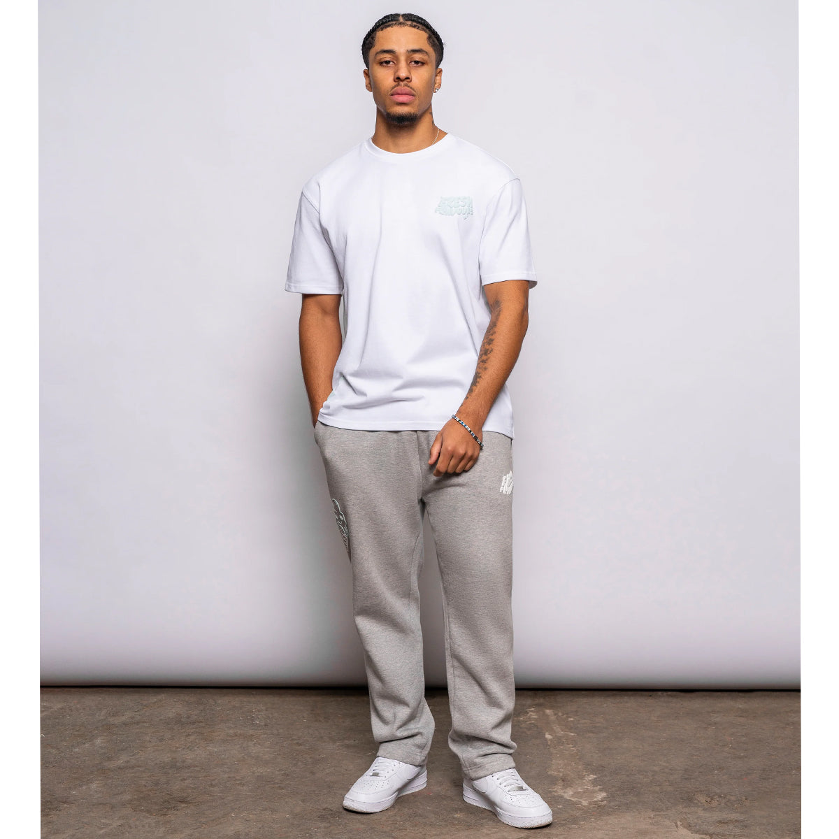 FRESH FLAVOURS CREW NECK WHITE T-SHIRT