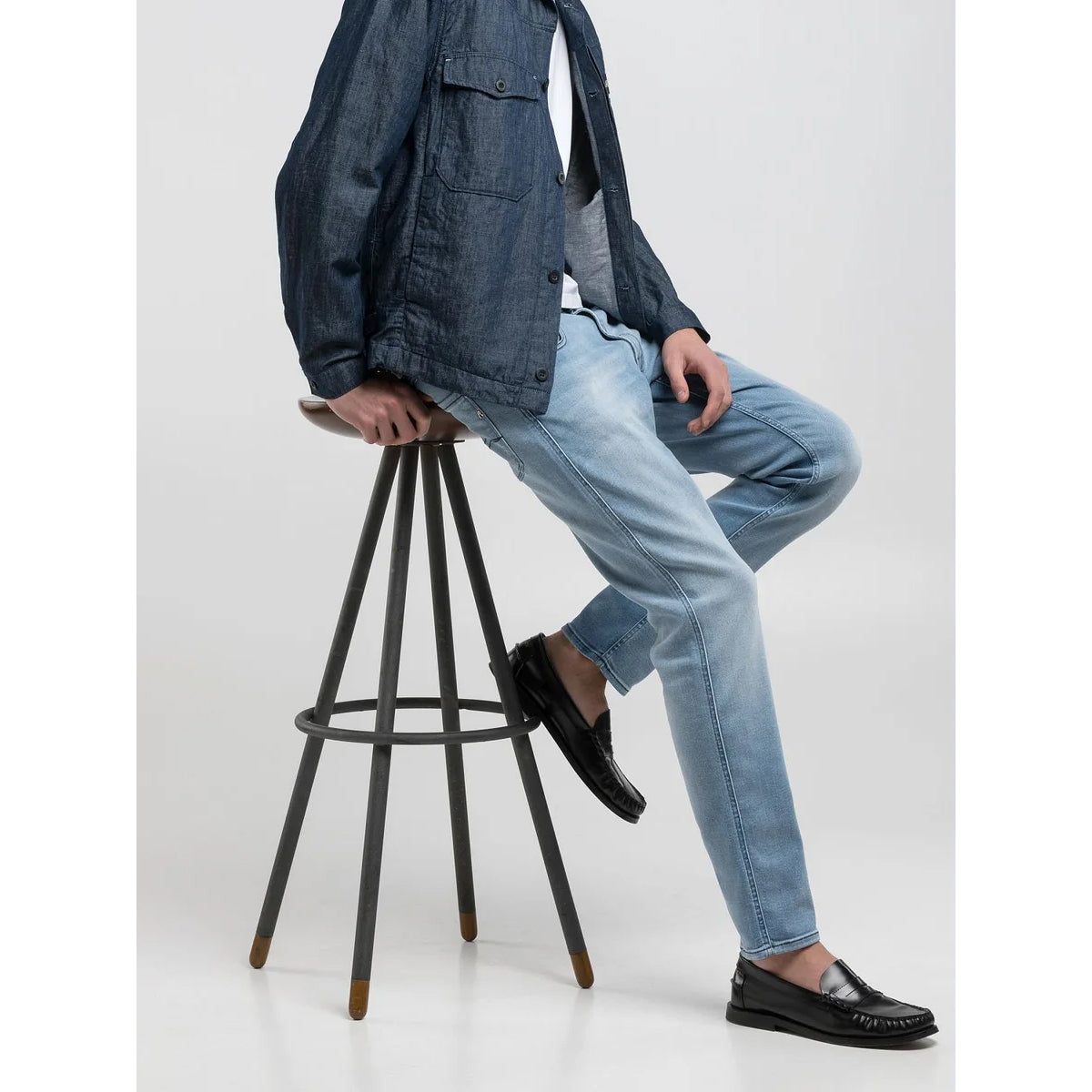 REPLAY ANBASS POWER STRETCH LIGHT BLUE JEANS M914Y 261 C42 010