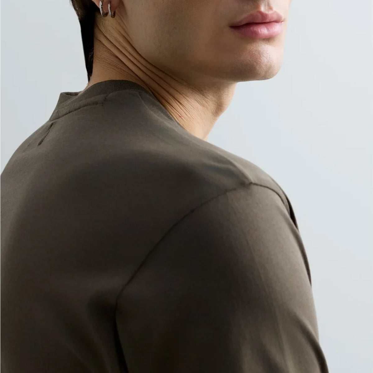 REPLAY MEN'S SMALL LOGO T-SHIRT M3097 - GREEN