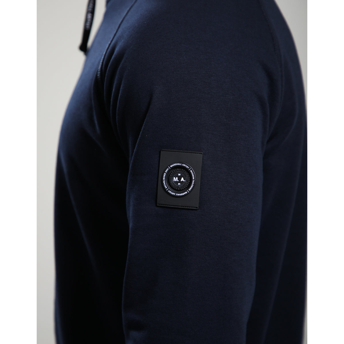 MARSHALL ARTIST SIREN 1/4 ZIP SWEATSHIRT NAVY