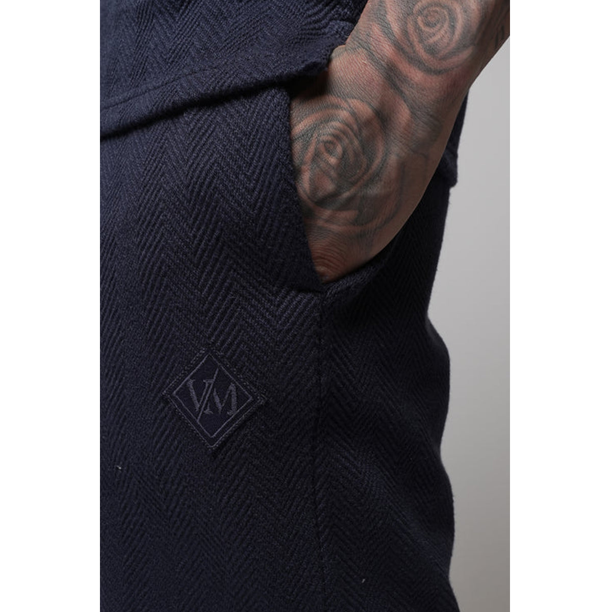 VALERE CONZA SHORTS NAVY