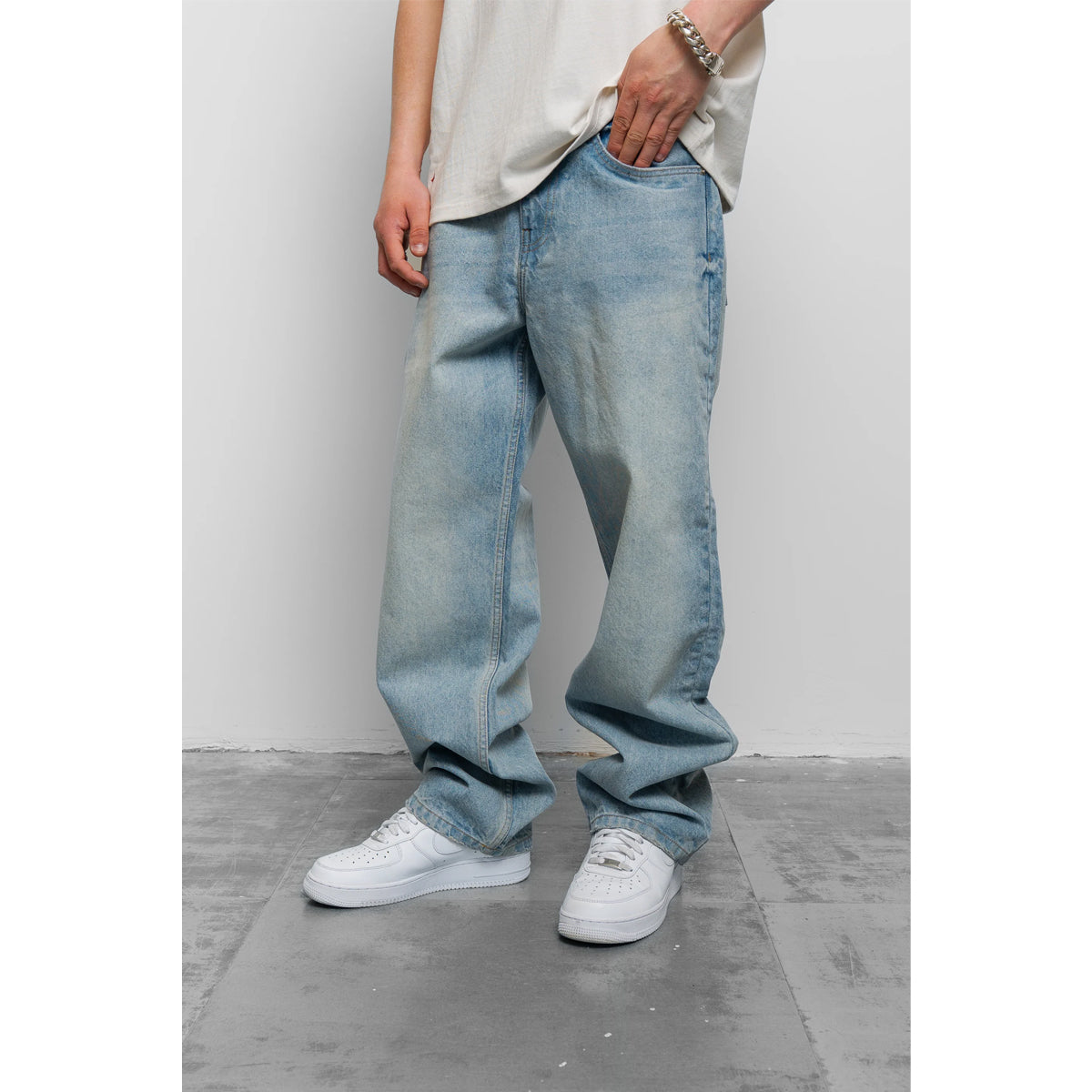 FRESH FLAVOURS RELAXED JEANS LIGHT BLUE