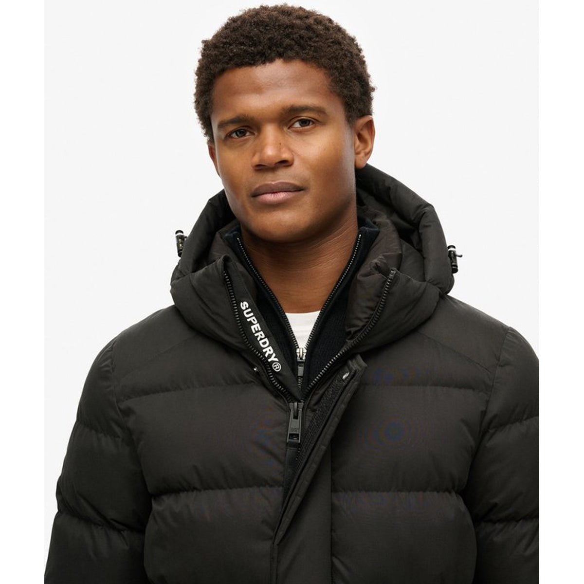 HOODED MICROFIBRE SPORT PUFFER BLACK 02A