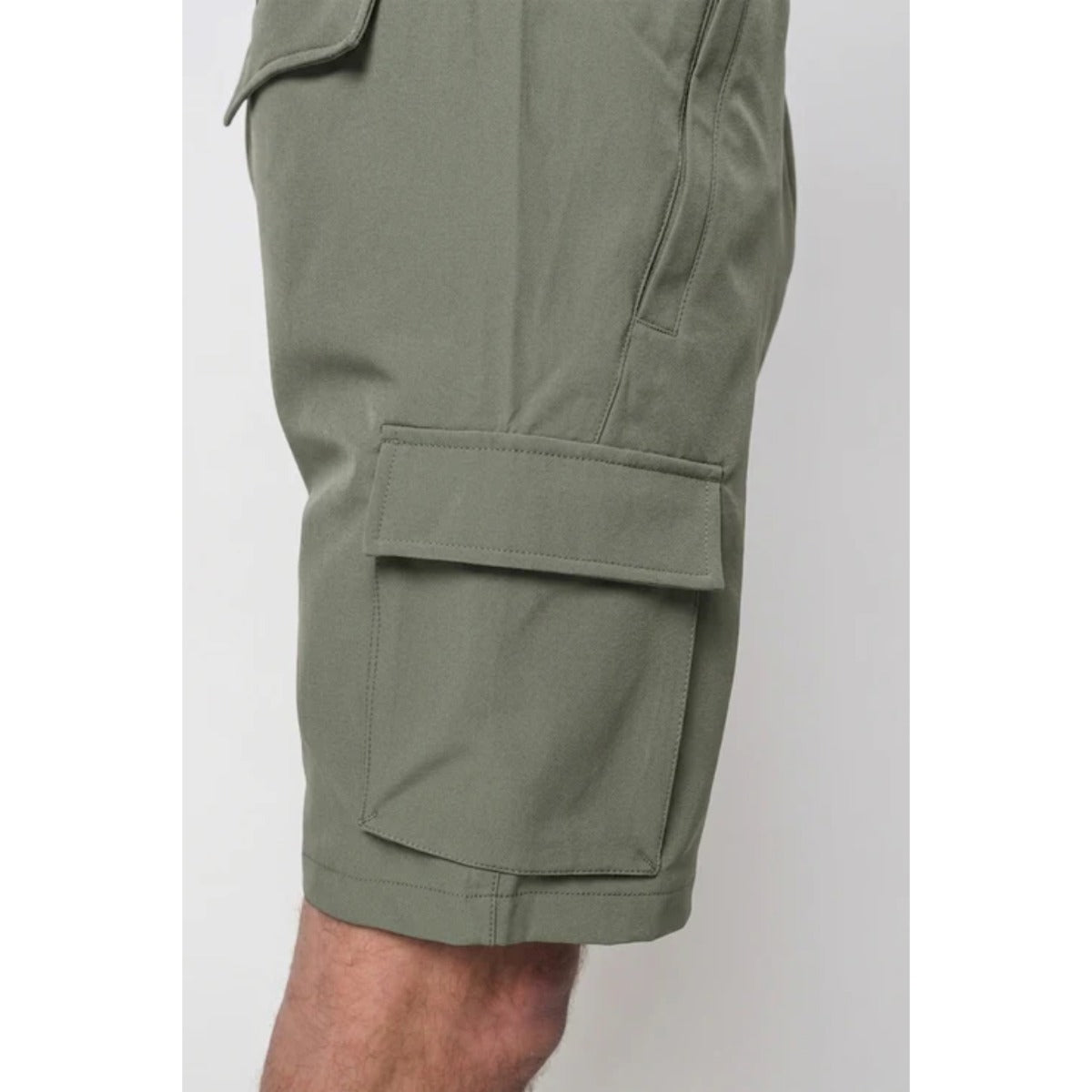 VALERE LUXE CARGO SHORTS KHAKI