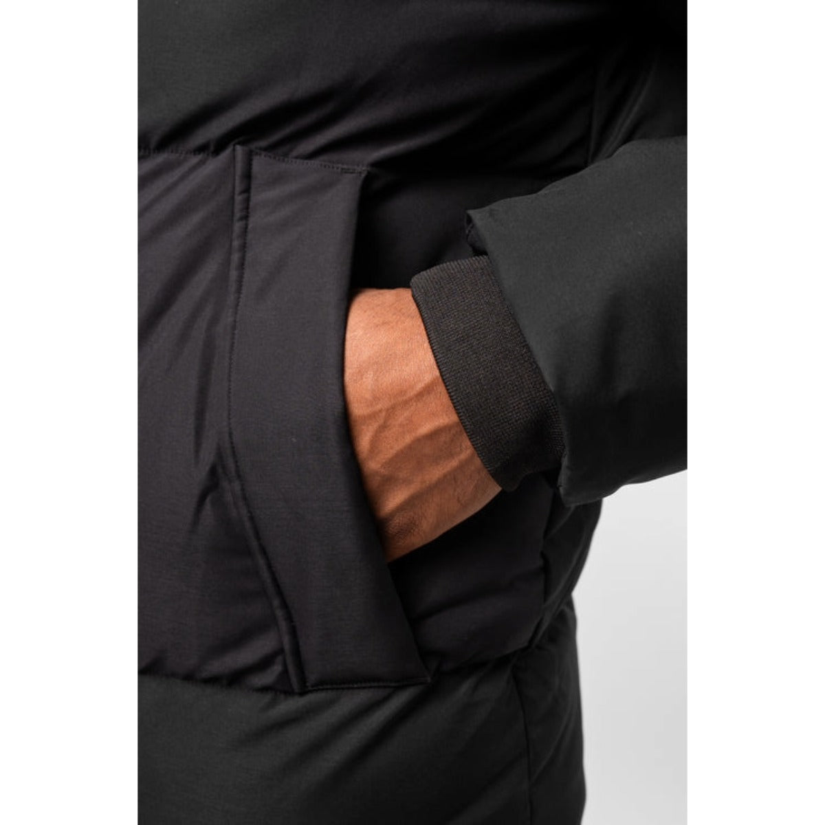 VALERE MONO LOGO PUFFER JACKET BLACK