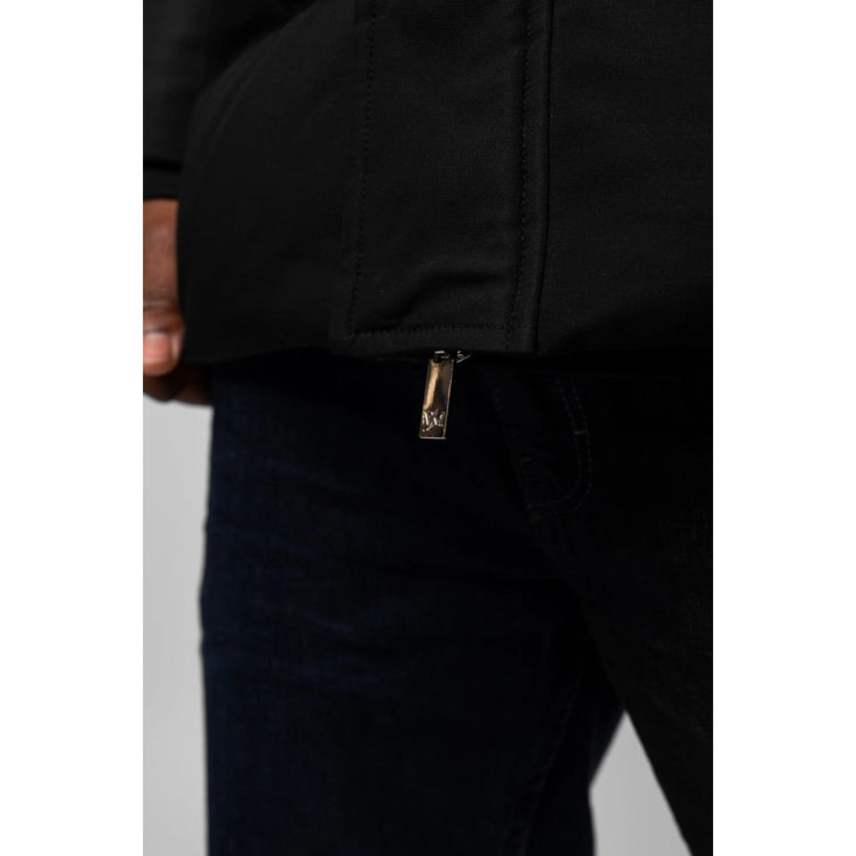 VALERE MONO LOGO PUFFER JACKET BLACK