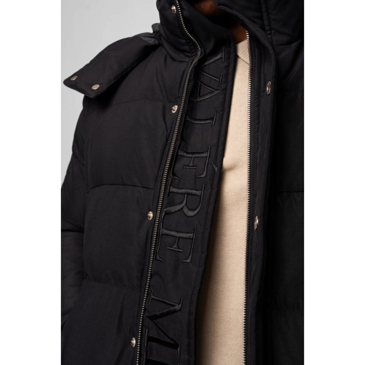VALERE MONO LOGO PUFFER JACKET BLACK