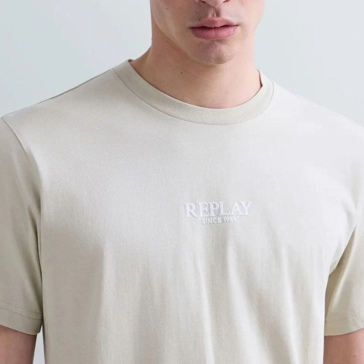 REPLAY MEN'S CENTRE LOGO T-SHIRT M3098 - BEIGE