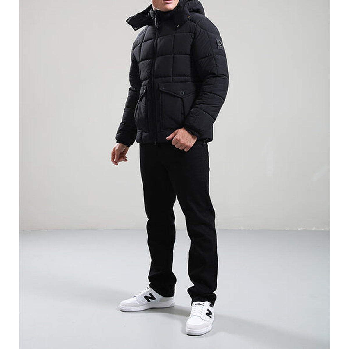 MARSHALL ARTIST YUKKON BUBBLE BLACK JACKET