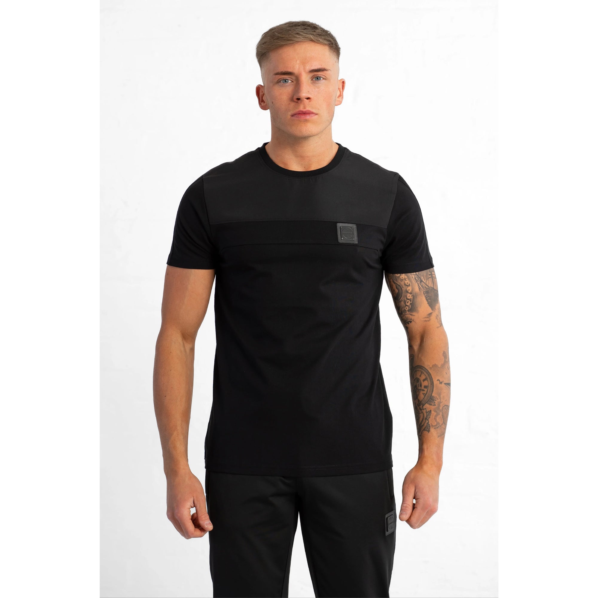 FORAY RODRI TEE - BLACK